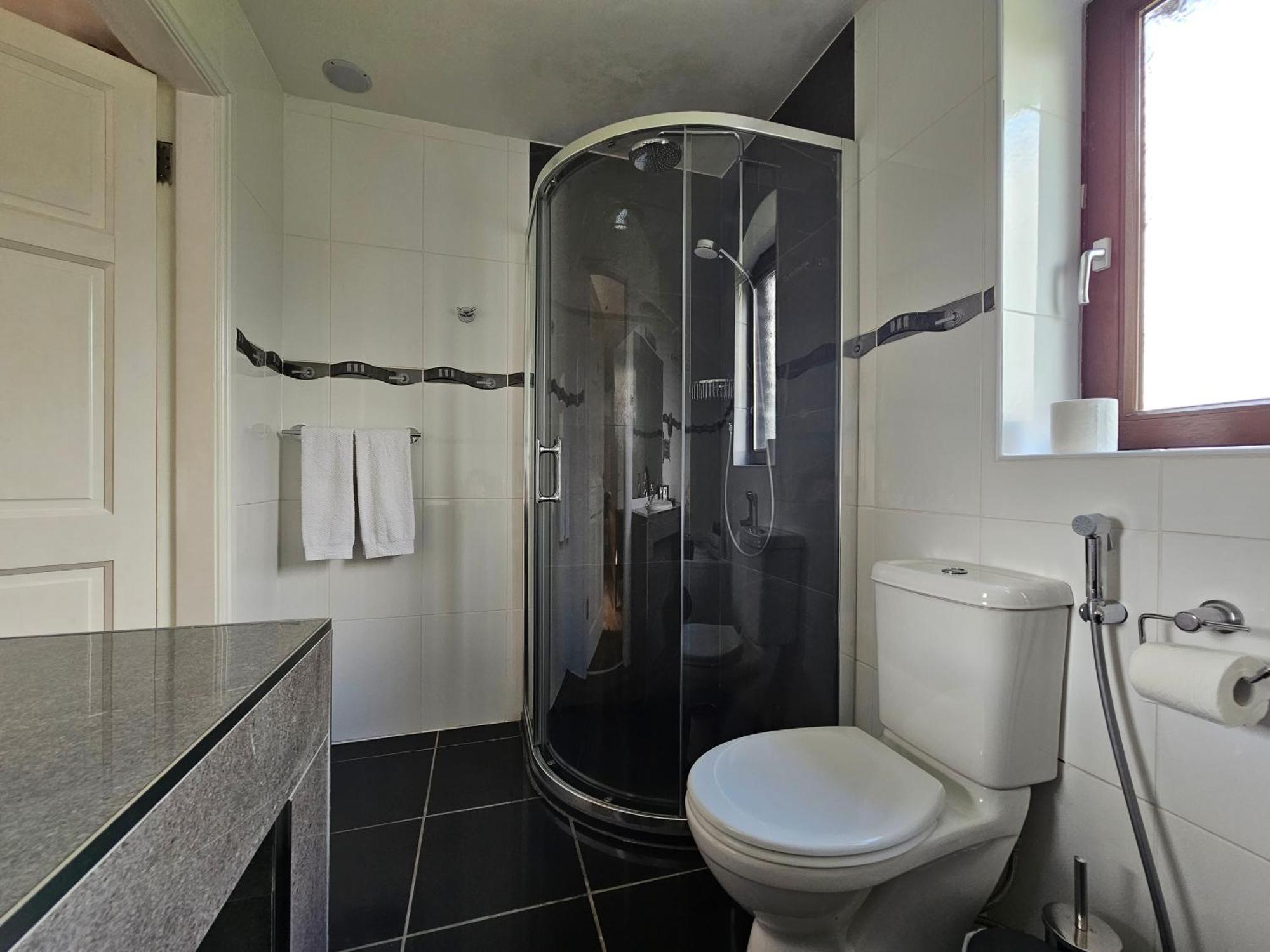 Fuchsia Lodge - New Luxury 5* Beachside Lodge With Sauna - 4 Beds Ensuite - Spectacular Location Waterville Esterno foto