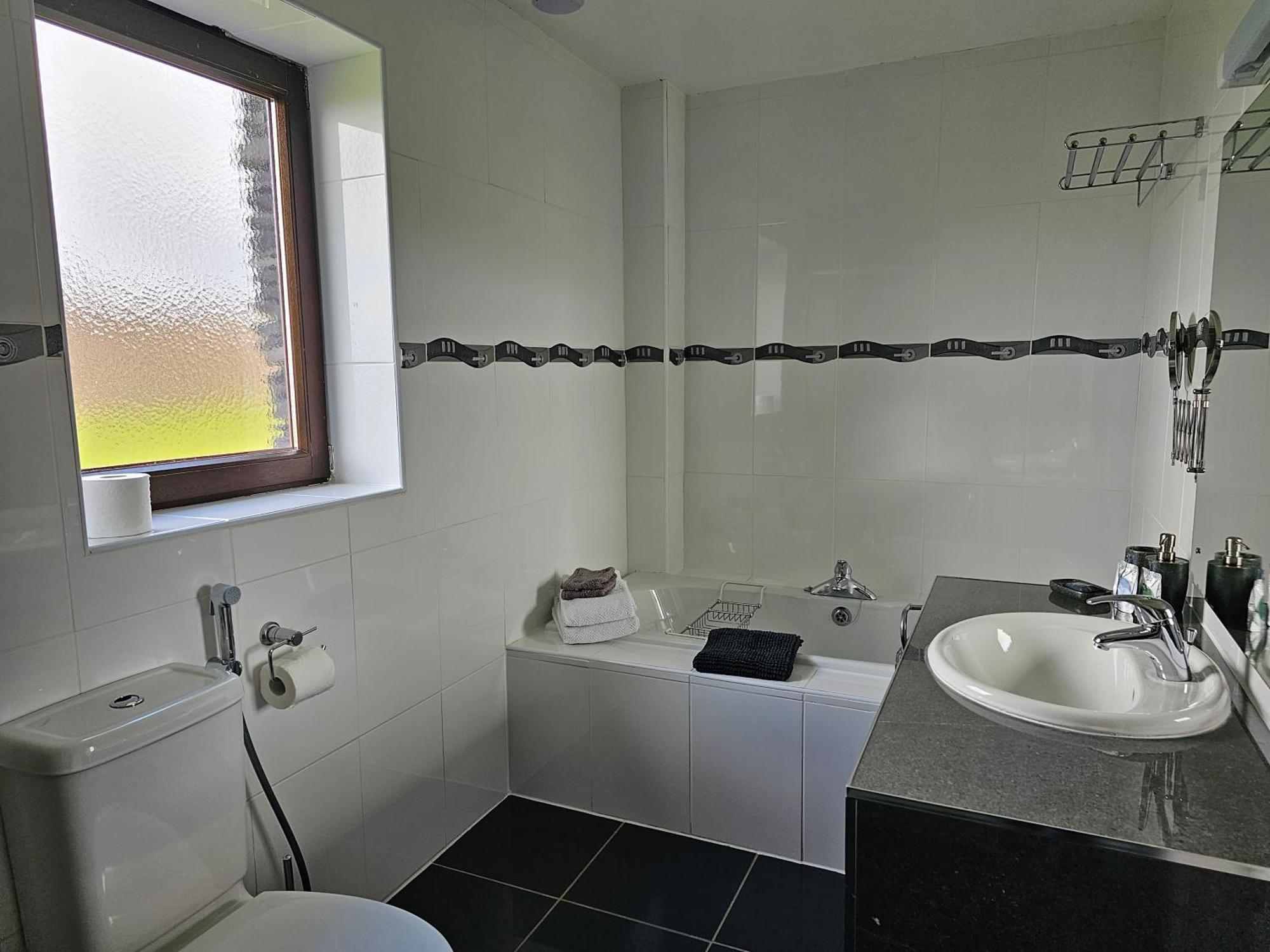 Fuchsia Lodge - New Luxury 5* Beachside Lodge With Sauna - 4 Beds Ensuite - Spectacular Location Waterville Esterno foto