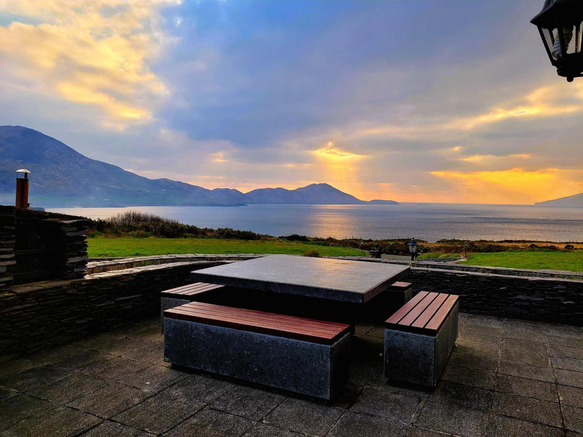 Fuchsia Lodge - New Luxury 5* Beachside Lodge With Sauna - 4 Beds Ensuite - Spectacular Location Waterville Esterno foto