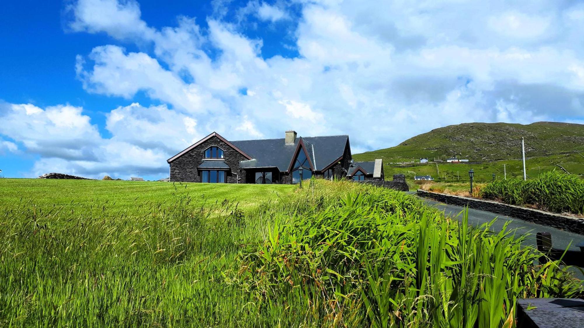 Fuchsia Lodge - New Luxury 5* Beachside Lodge With Sauna - 4 Beds Ensuite - Spectacular Location Waterville Esterno foto